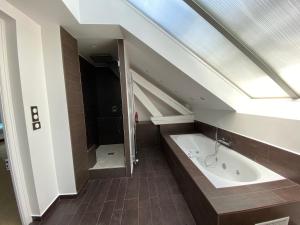 Appartements Elegant Duplex de Haut Standing de 230m2 : photos des chambres