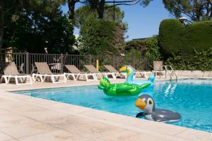 Hotels ibis Avignon Sud : photos des chambres