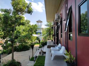 Morinaka Craftfe & Poshtel