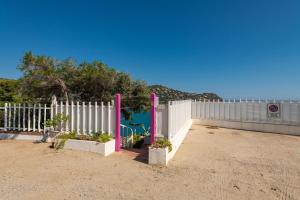 Seafront Villa with private pool img37