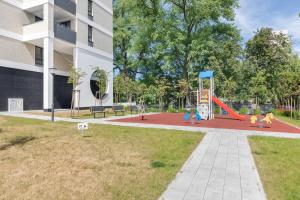 Apartamenty Platany Łopuskiego by Renters