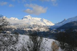 B&B / Chambres d'hotes Les Marm'hotes : photos des chambres