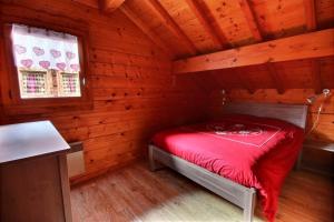 Chalets CHALET-MORZINE-6 a 18 PERSONNES-SAUNA -PROCHE NAVETTE et BOULANGERIE-MANUPA CLEVIE : photos des chambres