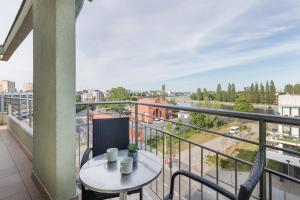 Riverside Apartments by Renters