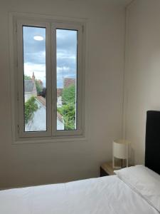 Maisons de vacances Gites des chateaux - gite A : Chambre Lits Jumeaux - Vue sur Jardin