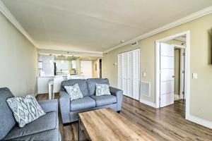 Waterfront Condo Resort Pool, Tennis and Beach