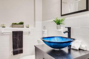 !!Coral Sands 1 Bedroom Stunner!!