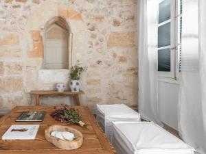 SEnclova Petit Hotel