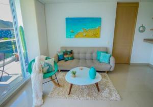 Apartamento Moderno con Piscina en zona Gaira Santa Marta