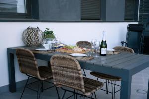 Central Premium Pool Terrace new