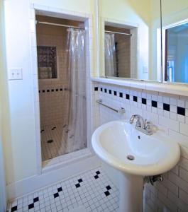 Refuge in the Heart of Montrose