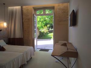 Hotels AUX DUCS DE SIENNE : photos des chambres