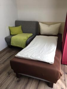 Business and Family Homes