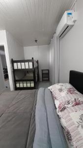 Casa Grey