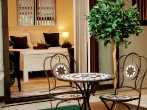 Hot Tub at Pukeko Cottage - Hilton