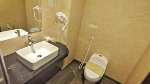 Lovina 19-05 at Pelita Nagoya Apartment