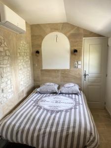 Appartements Studio avec piscine partagee jardin amenage et wifi a Charmes : photos des chambres