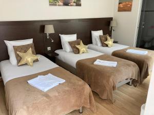 Hotels Hotel Le Saint Patrice : photos des chambres