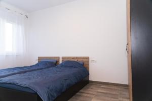 Apartament West
