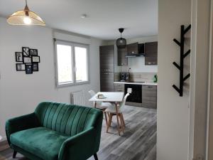 Appartements Calme et charmant T1 bis : photos des chambres