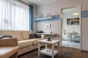 Haus Strandhafer FeWo 25 - strandnah, Balkon