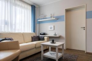 Haus Strandhafer FeWo 25 - strandnah, Balkon