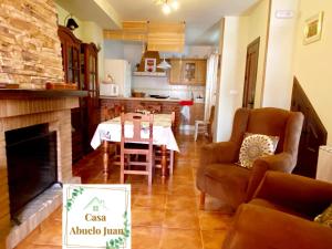 Casa Abuelo Juan - Benaocaz- 2 dormitorios