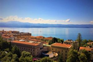 Appartements Grand T2 STANDING AJACCIO Proche centre et plages VUE PANORAMIQUE PARKING PRIVE : photos des chambres
