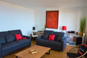 Appartements Grand T2 STANDING AJACCIO Proche centre et plages VUE PANORAMIQUE PARKING PRIVE : photos des chambres