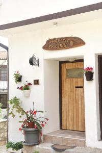 Eke Irin Apartments