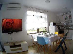 Aivazovsky Park Anchialos H14