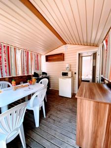 Campings Camping Le Royan : photos des chambres