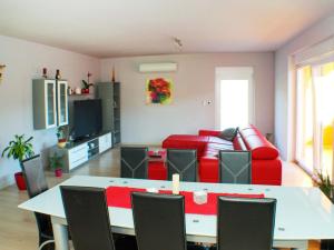 Holiday Home Villa Kikiza by Interhome