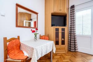 Apartments Kazo