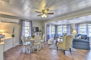 Crescent City Apartment with Easy Lake Access!