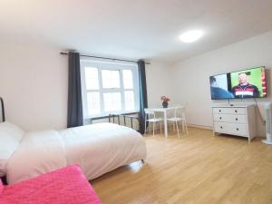 Luna 218 flat 3 at Marble Arch