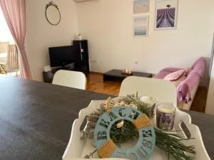 Apartment Iris & Elena - 皮内兹齐