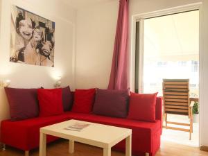 Athens by foot: Perfect flat with terrace