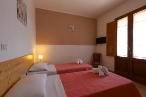 Two-Bedroom Deluxe Apartment
