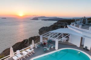 Artemis Suites Santorini Greece