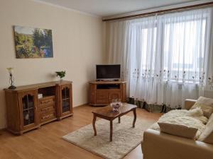 One Bedroom on European sqr