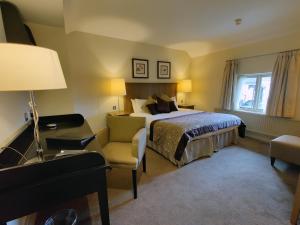 Cottage Double Room room in The Priest House On The River