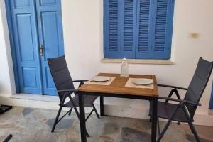 Family House with Garden 3 min to Beach