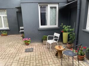 Сarnot Apartments ZOO Area