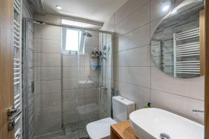 Olgas Organic garden Home for a couple! with Wifi & AC