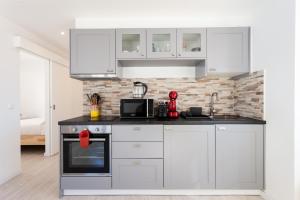 FLH Ajuda Modern Apartment