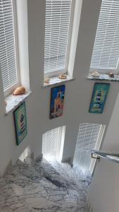 SUMMER NOVALJA Spacious Holiday Home with Private Garden, BBQ & 2 Parking Spaces