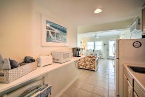 Walk to Wildwood Beach Oceanfront Condo with View