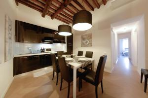 Three-Bedroom Apartment - Ripa