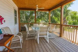 Carolina Breezes East - سوليفانز آيلاند